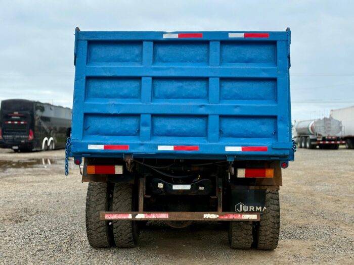 2014 Camión Ford Cargo 3133 Tolva de 12-14 m3 -280.000 kms - Imagen 4