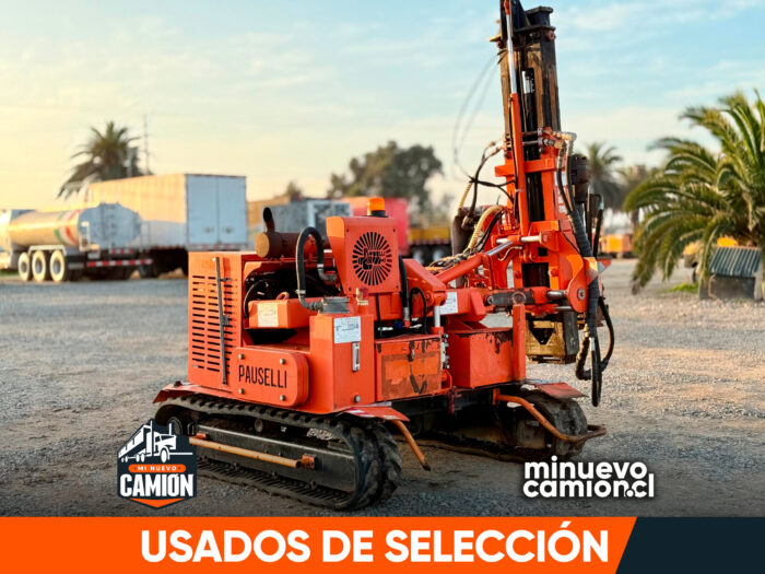 2011 Hincadora PAUSELLI 700 con Martillo Hidráulico INDECO