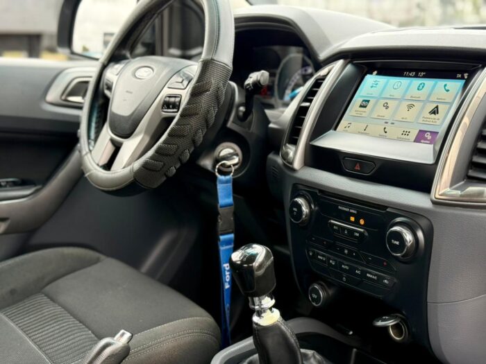 2020 Camioneta Ford Ranger XLT 3.2 4x4 – Doble Cabina - Imagen 15
