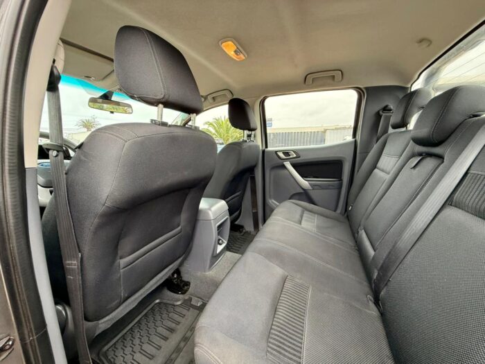 2020 Camioneta Ford Ranger XLT 3.2 4x4 – Doble Cabina - Imagen 13