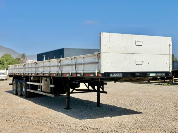 2019 Semirremolque Randon Rampla Plana 13.5 m con barandas y piñas - Imagen 3
