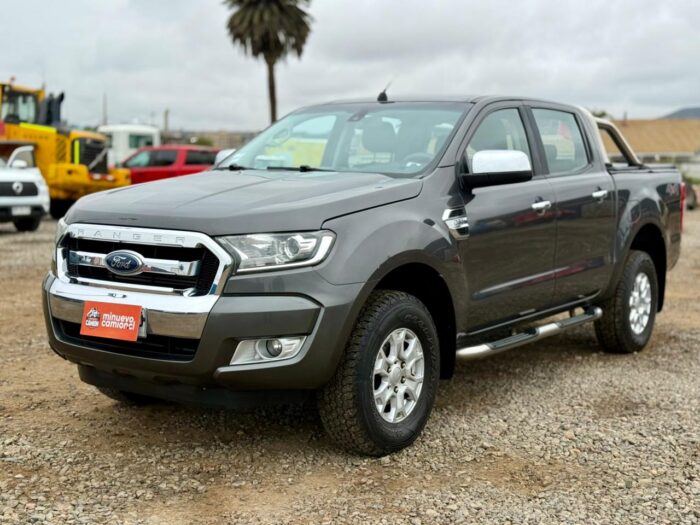 2020 Camioneta Ford Ranger XLT 3.2 4x4 – Doble Cabina - Imagen 9