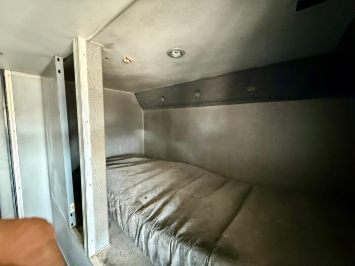 LIQUIDACIÓN - 2014 Bus Volvo B420R - 2 Pisos, capacidad para 56 pasajeros con baño - OPERATIVO - Imagen 16