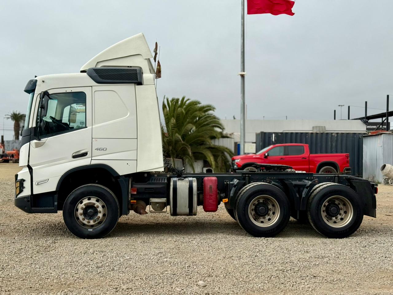 2022 Tractocamion Volvo FMX 460 - 6x4 Desconectable - SEMINUEVO - Imagen 7