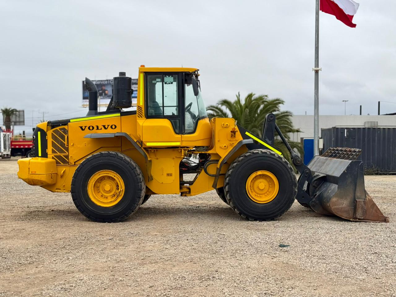 2013 Cargador Frontal Volvo L120F - Cap 3,4m3 - Operativo - Imagen 3