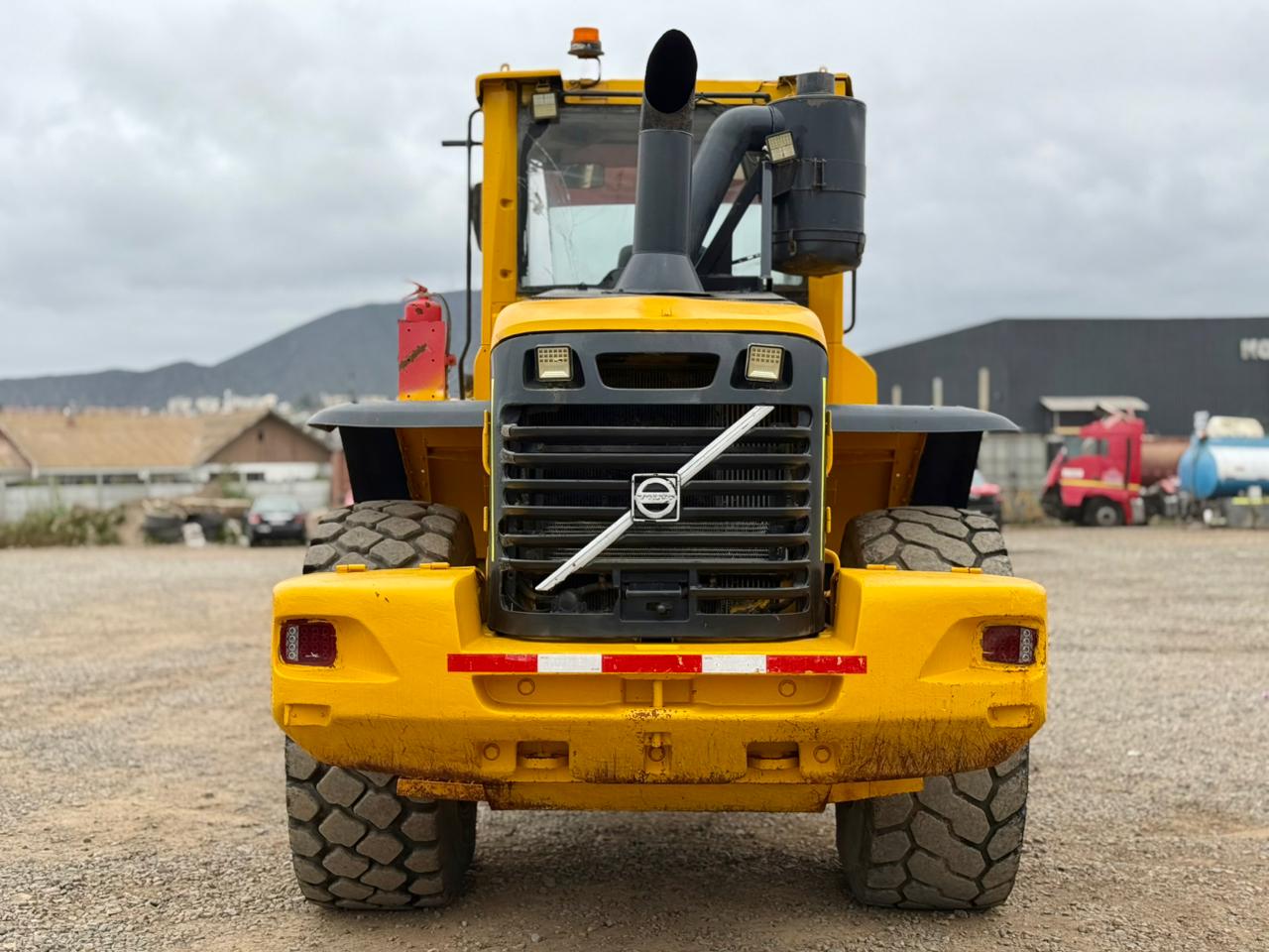 2013 Cargador Frontal Volvo L120F - Cap 3,4m3 - Operativo - Imagen 5