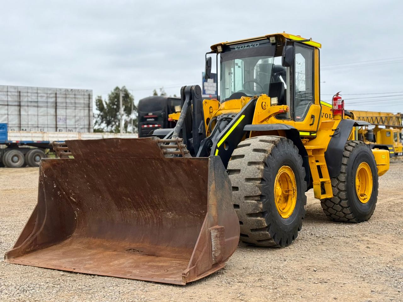 2013 Cargador Frontal Volvo L120F - Cap 3,4m3 - Operativo - Imagen 7