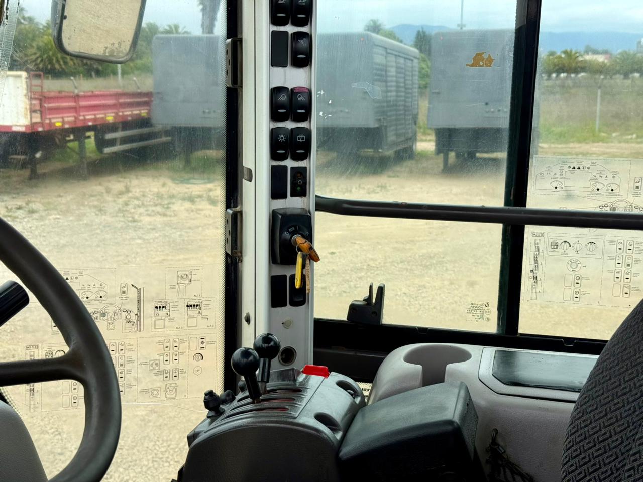 2013 Cargador Frontal Volvo L120F - Cap 3,4m3 - Operativo - Imagen 12