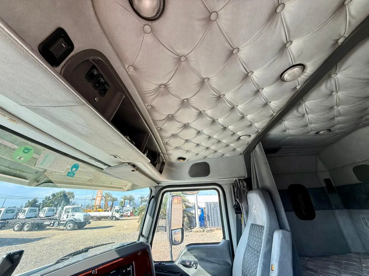 2019 Tractocamión Mack CXU613e Pinnacle 6x2 con Kit Hidráulico – Muy buen estado - Imagen 17