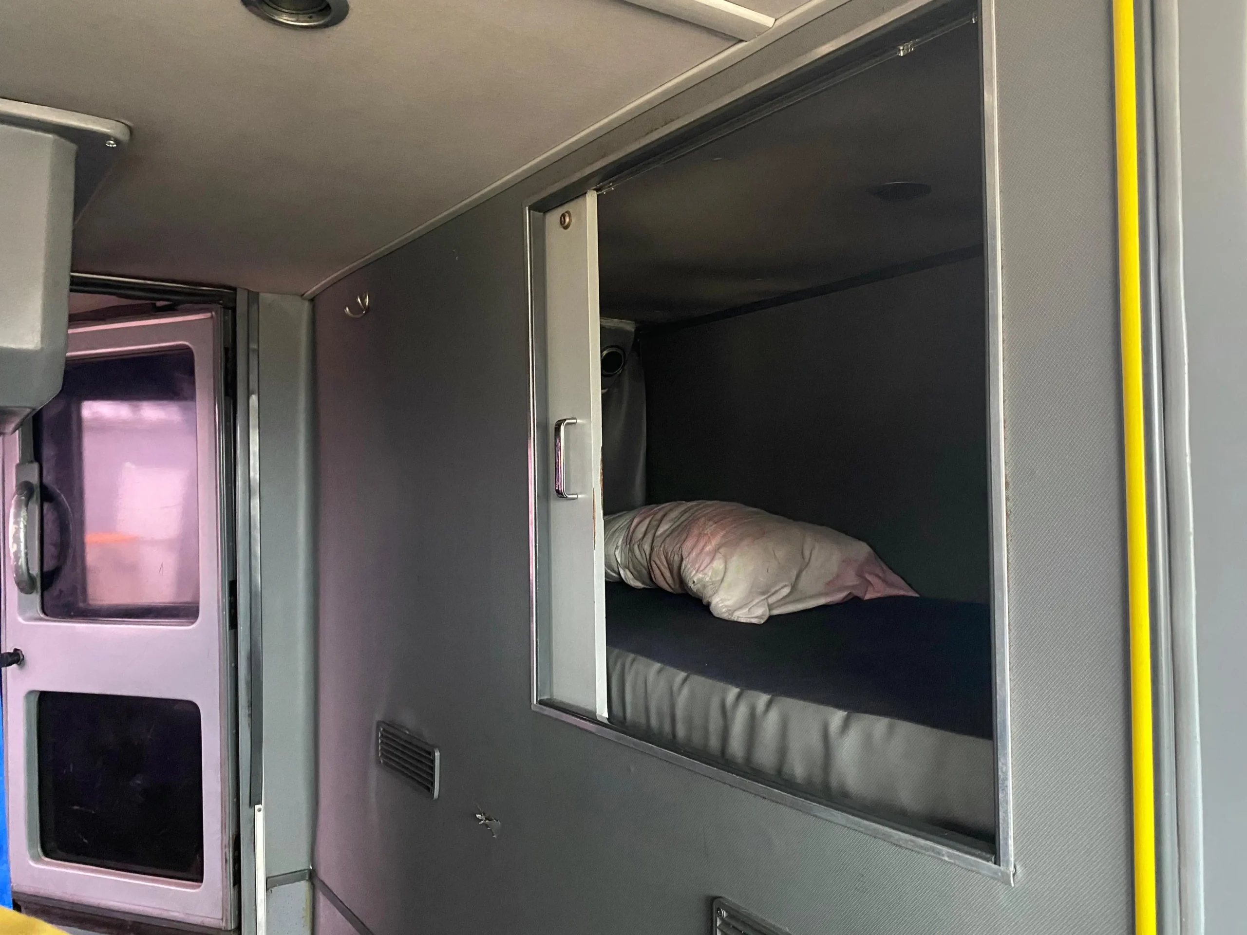 2013 Bus Scania K410 Salón Cama 43 Pasajeros – 2 pisos – Carroceria Marcopolo G7 - Imagen 6