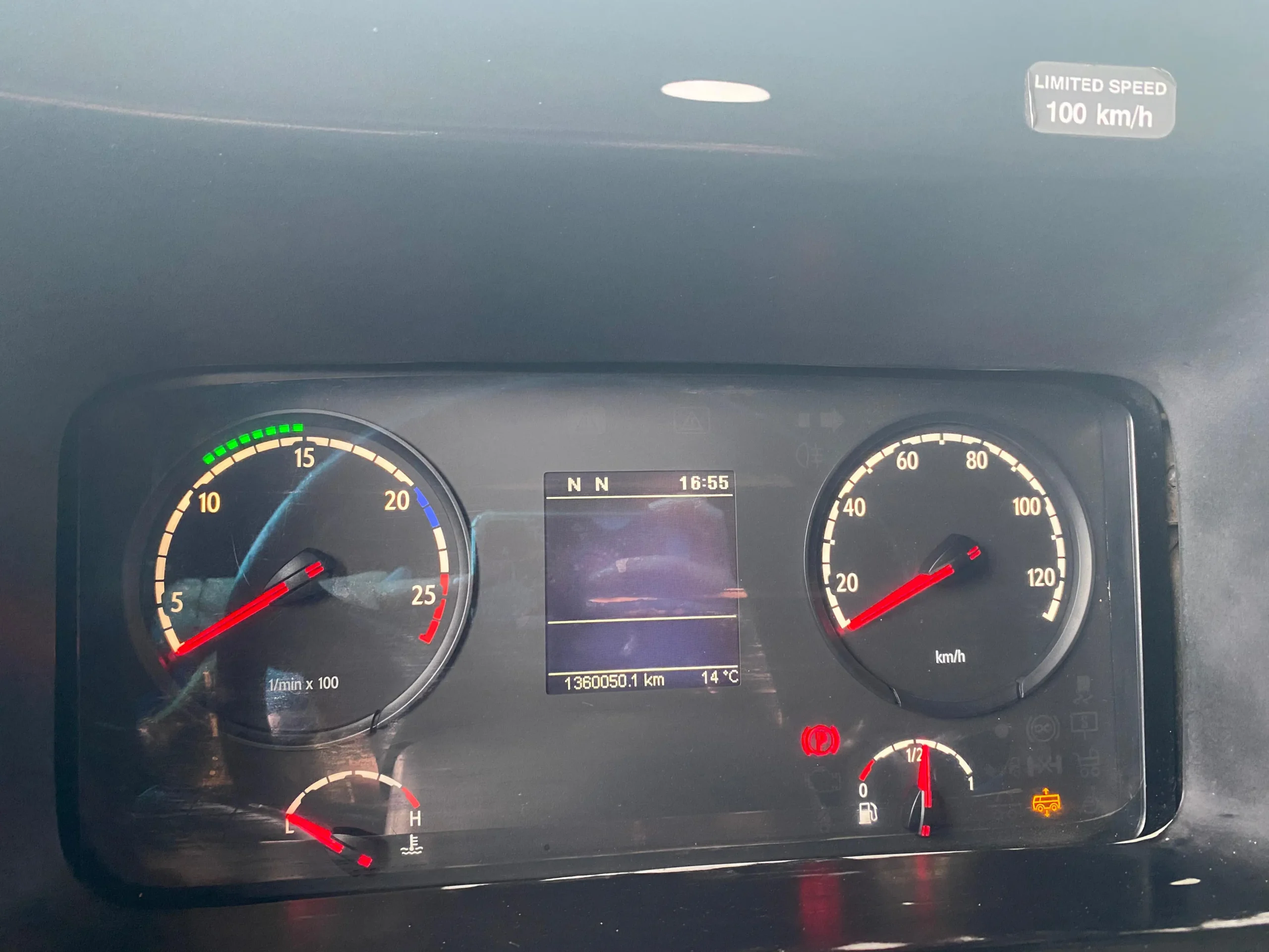 2013 Bus Scania K410 Salón Cama 43 Pasajeros – 2 pisos – Carroceria Marcopolo G7 - Imagen 12