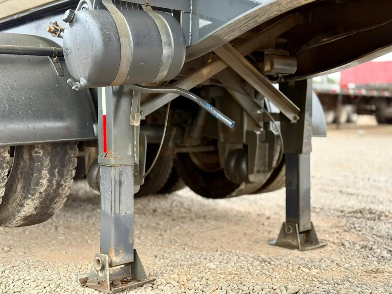 2019 Semiremolque Batea Tremac – 3 Ejes Corridos 20m3 – Con Autoencarpe - Imagen 10