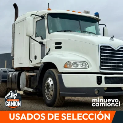 2015 Tractocamión Mack Pinnacle CXU613 – con Kit Hidráulico - Blanco