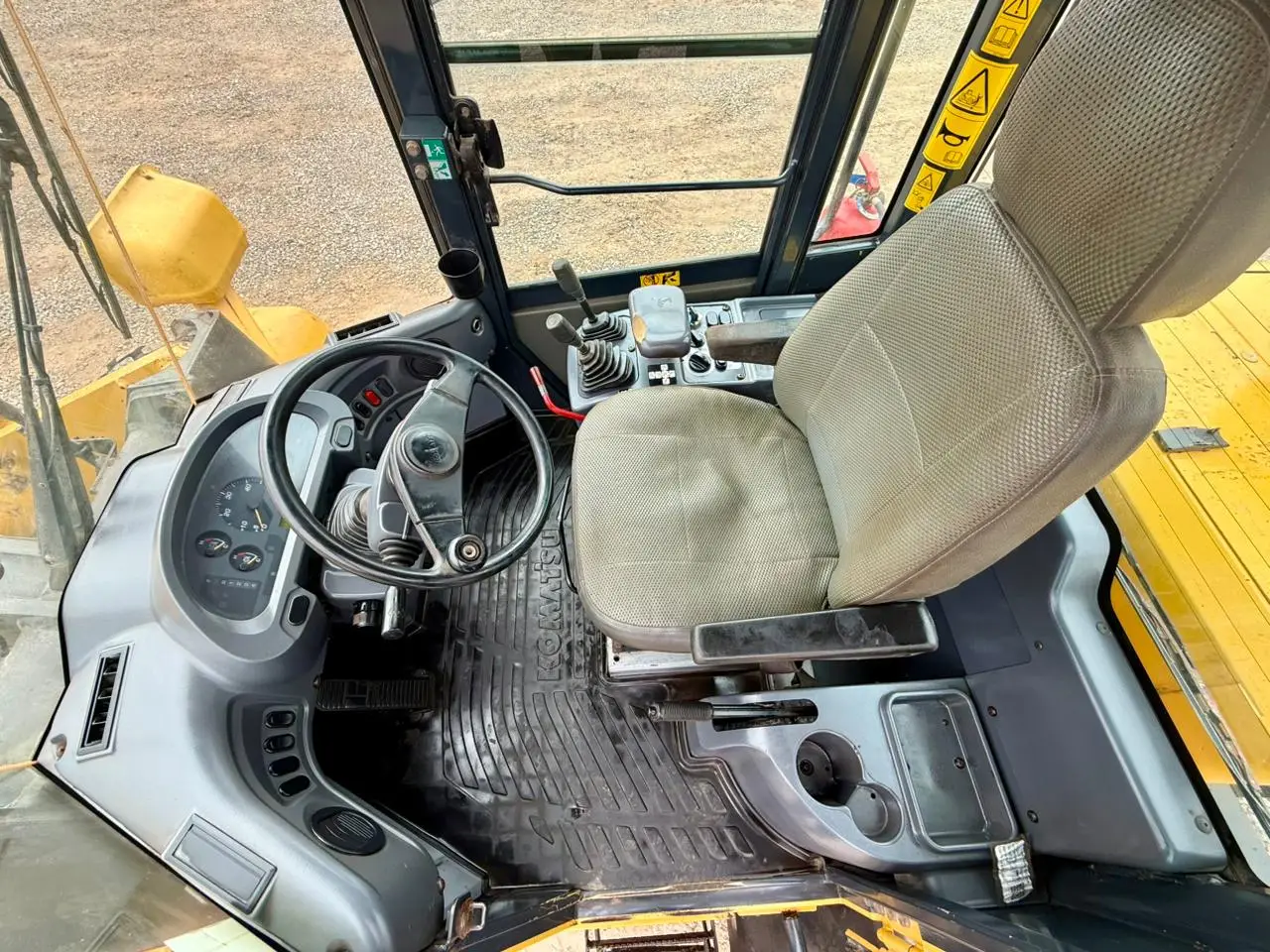 2019 Cargador Frontal Komatsu WA320 – Balde de 2,6m3 - Imagen 8