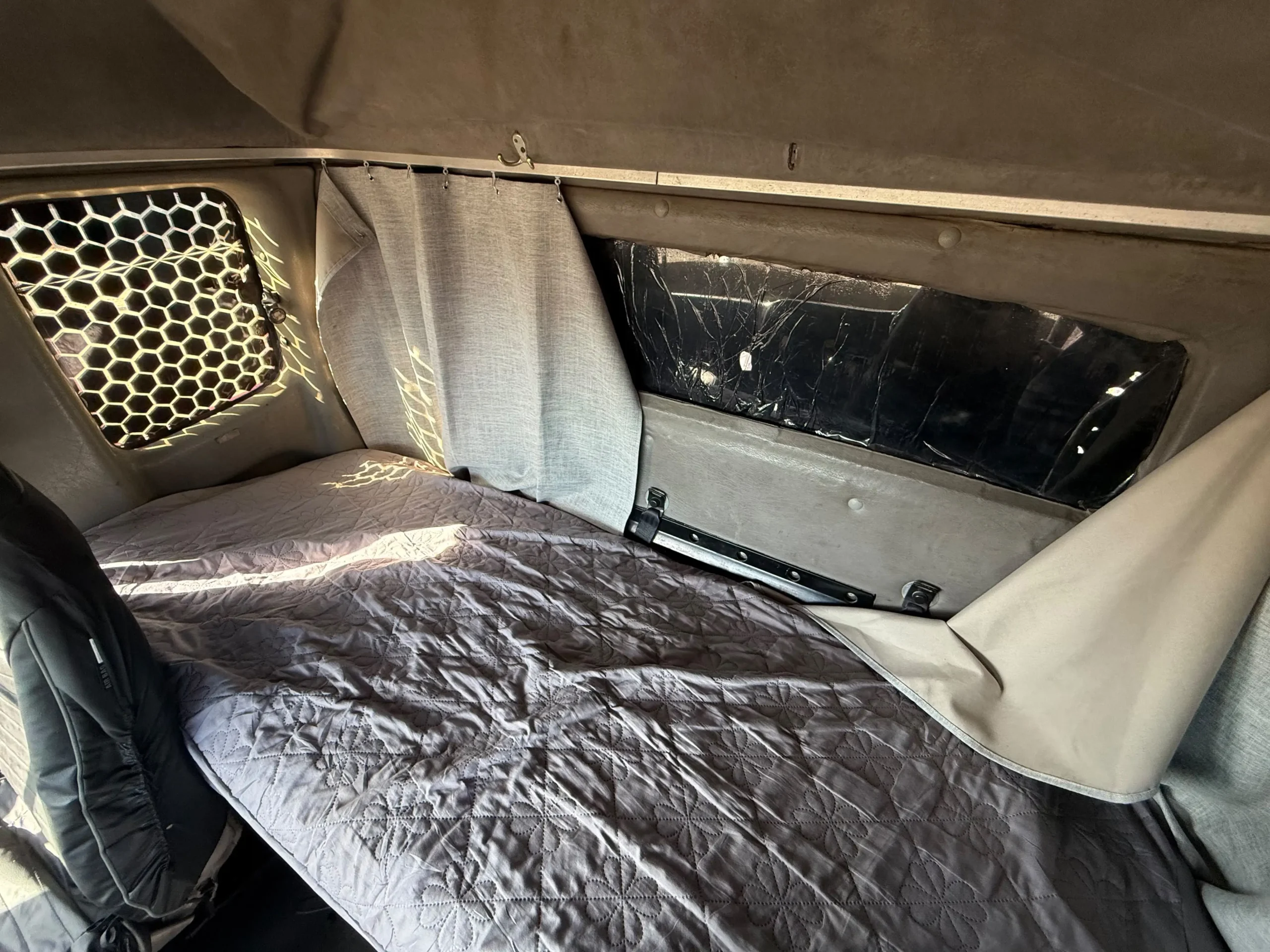 2011 Tractocamión Freightliner M2 112 – con Kit Hidráulico - Imagen 18