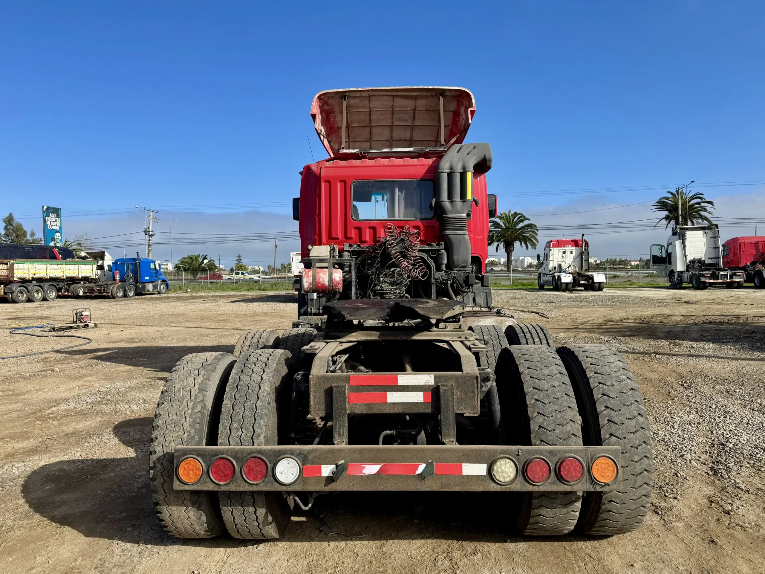 2009 Tractocamión Hyundai HD 1000 6x4 – 410 HP - Imagen 4