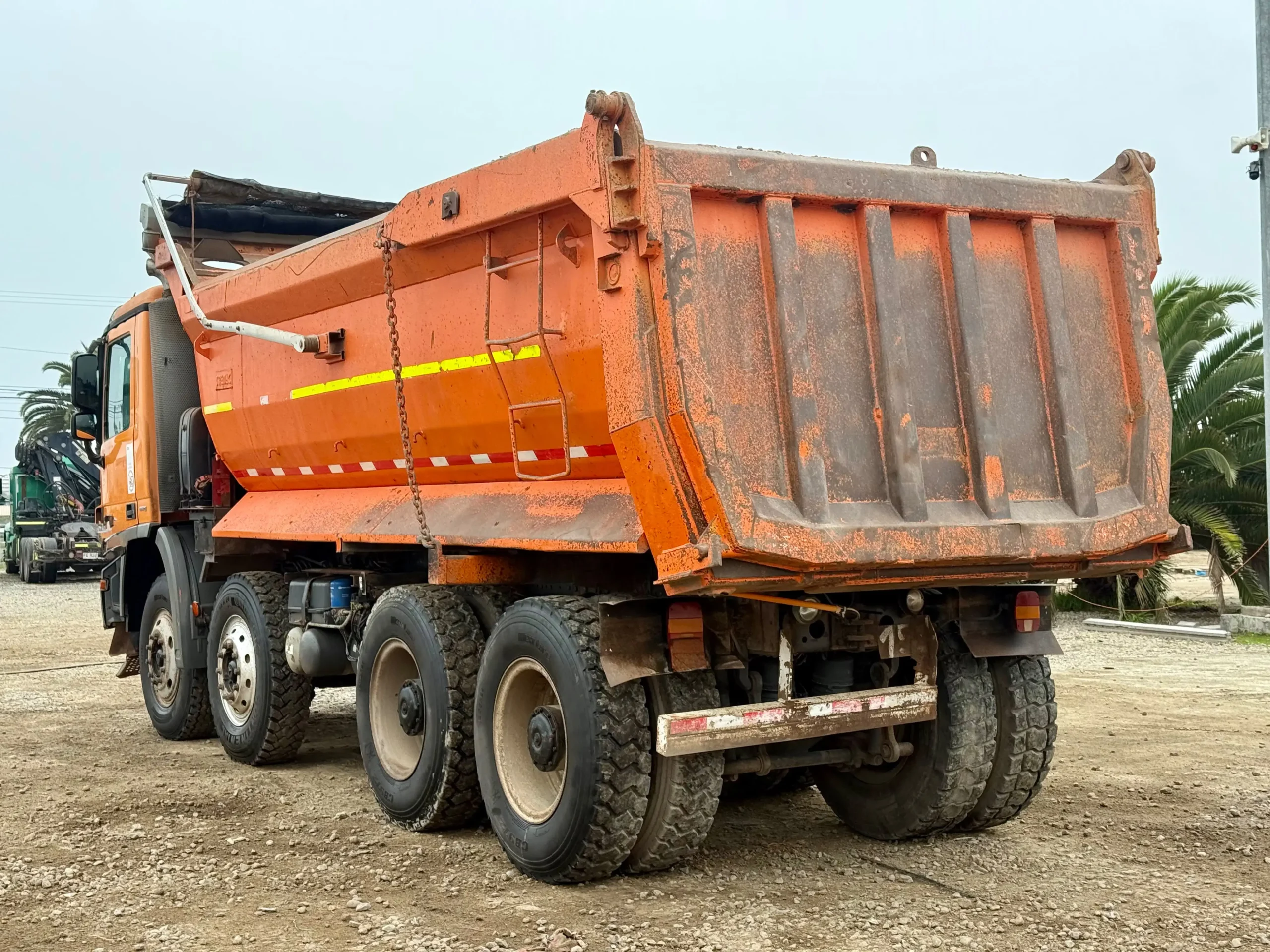 2014 Camión Mercedes Benz Actros 4144K Tolva 20m3 - Imagen 5