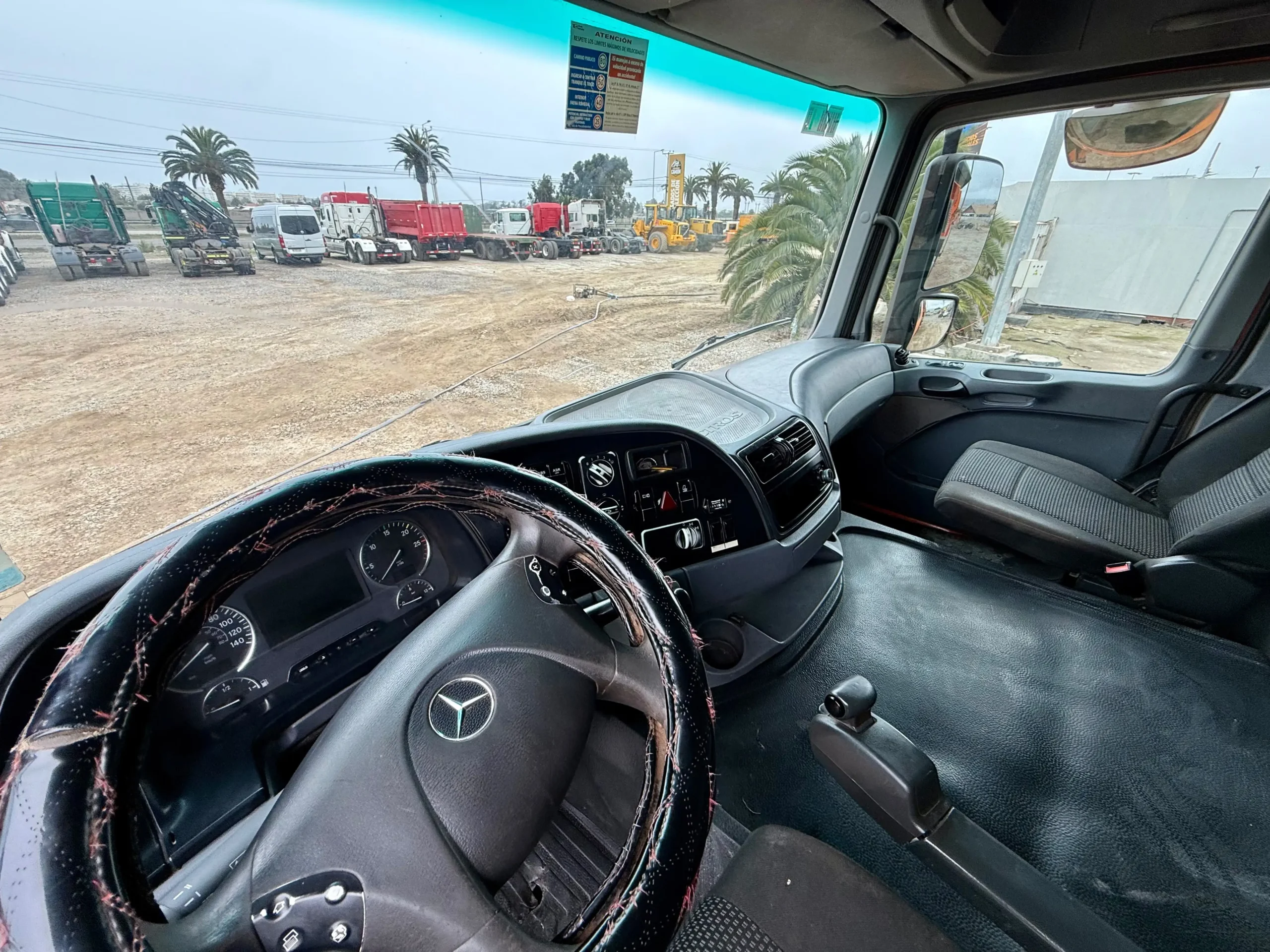 2014 Camión Mercedes Benz Actros 4144K Tolva 20m3 - Imagen 8