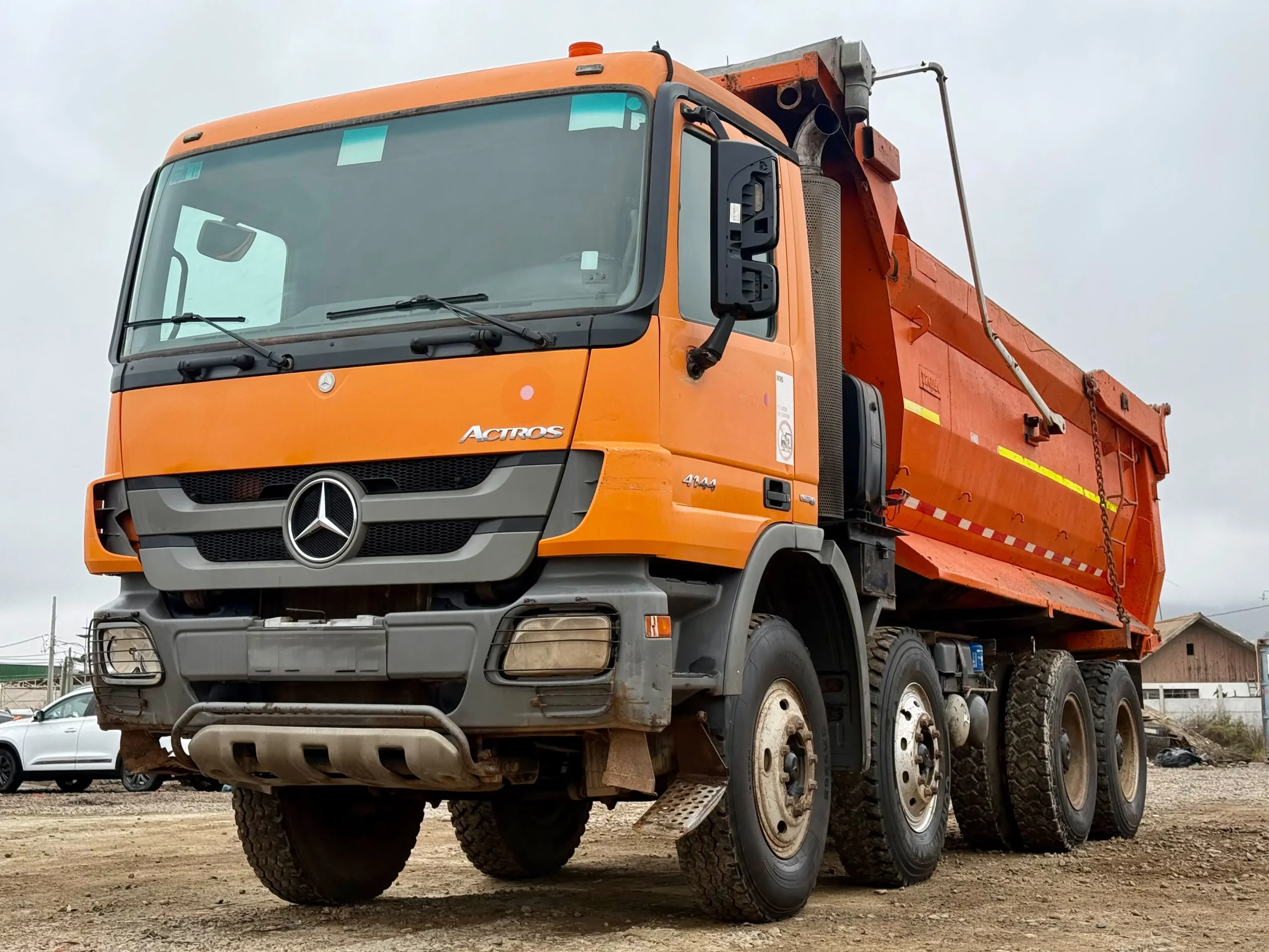 2014 Camión Mercedes Benz Actros 4144K Tolva 20m3 - Imagen 10