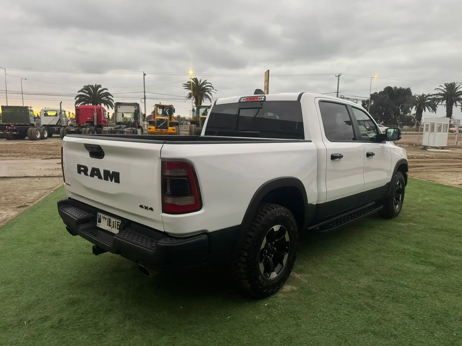 2024 Camioneta RAM 1500 Rebel 5.7 - Imagen 8